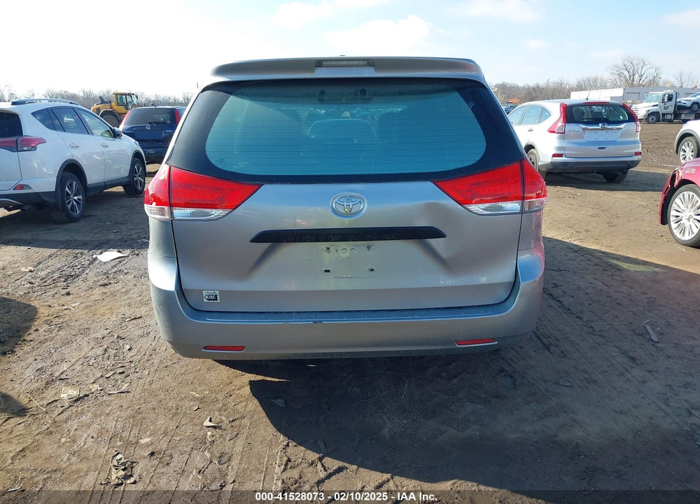 2011 TOYOTA SIENNA VIN: 5TDZK3DC4BS022350