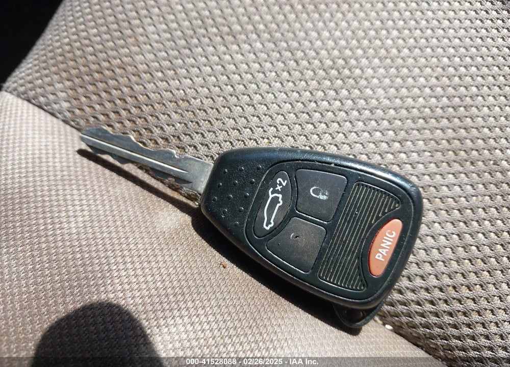 2005 CHRYSLER PACIFICA VIN: 2C4GM48L35R447993
