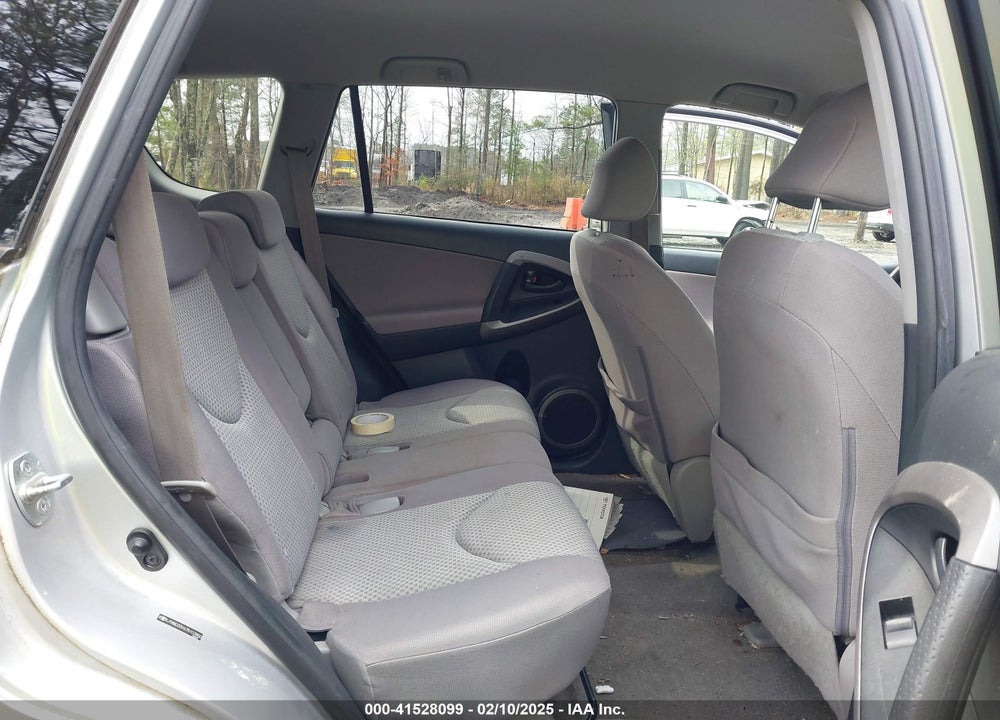 2007 TOYOTA RAV4 VIN: JTMBD33V675107850