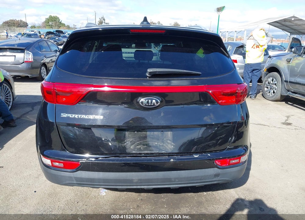2019 KIA SPORTAGE LX VIN: KNDPM3AC5K7505782