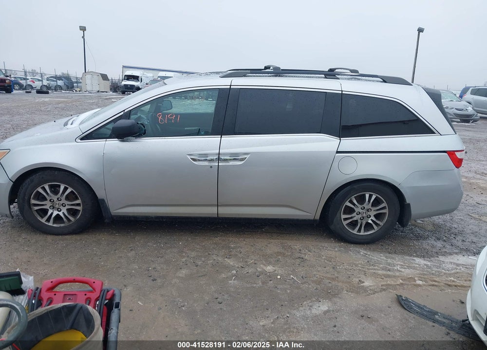 2011 HONDA ODYSSEY EX-L VIN: 5FNRL5H69BB094288