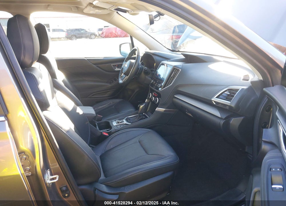 2021 SUBARU FORESTER VIN: JF2SKAUC2MH560043
