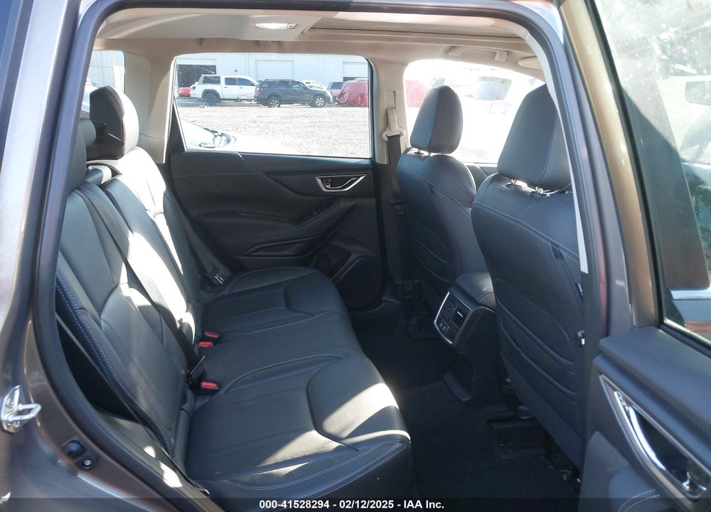 2021 SUBARU FORESTER VIN: JF2SKAUC2MH560043
