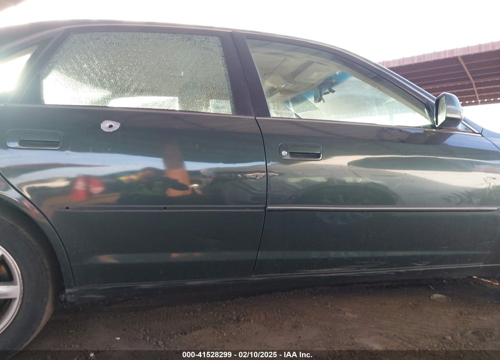 2000 TOYOTA AVALON VIN: 4T1BF28B3YU011423