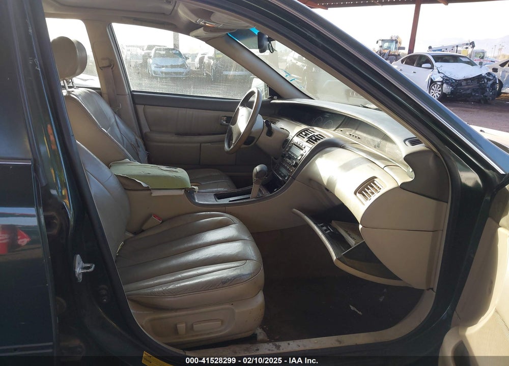 2000 TOYOTA AVALON VIN: 4T1BF28B3YU011423