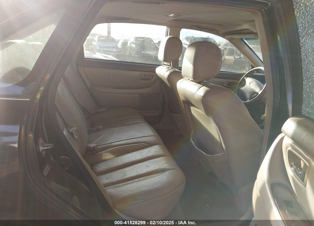 2000 TOYOTA AVALON VIN: 4T1BF28B3YU011423
