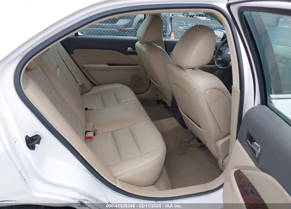 2010 FORD FUSION VIN: 3FAHP0CG7AR408123
