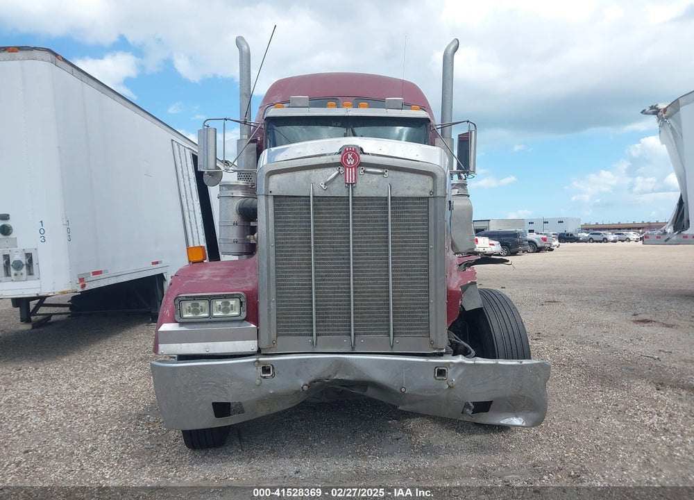 2004 KENWORTH W900 W900 VIN: 1XKWDB9X84R061192