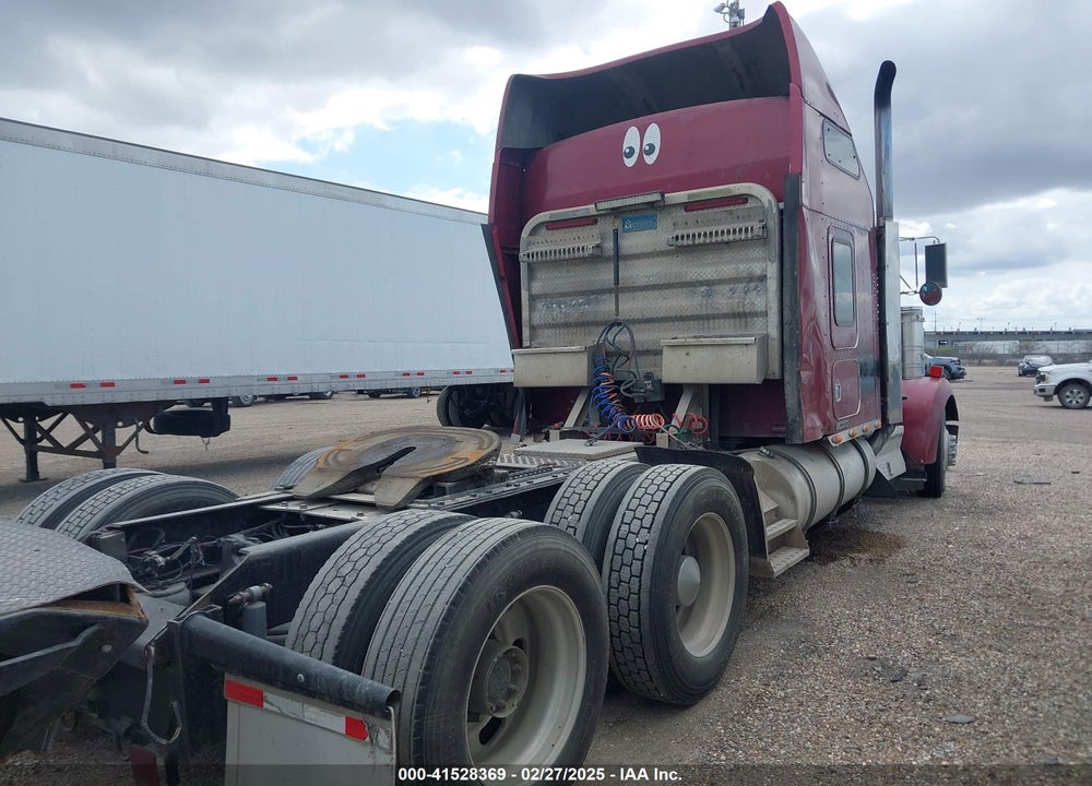 2004 KENWORTH W900 W900 VIN: 1XKWDB9X84R061192