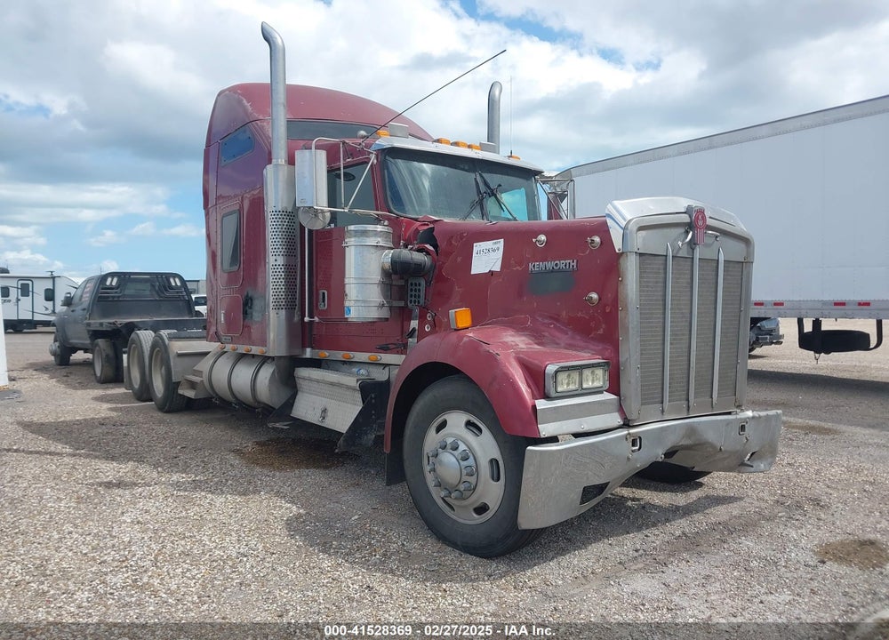2004 KENWORTH W900 W900 VIN: 1XKWDB9X84R061192