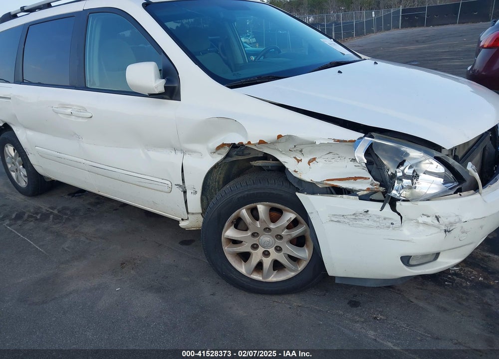 2006 KIA SEDONA VIN: KNDMB233266028367