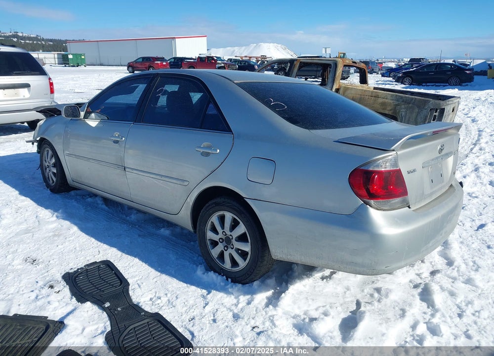 2005 TOYOTA CAMRY XLE V6 VIN: 4T1BF30KX5U590763