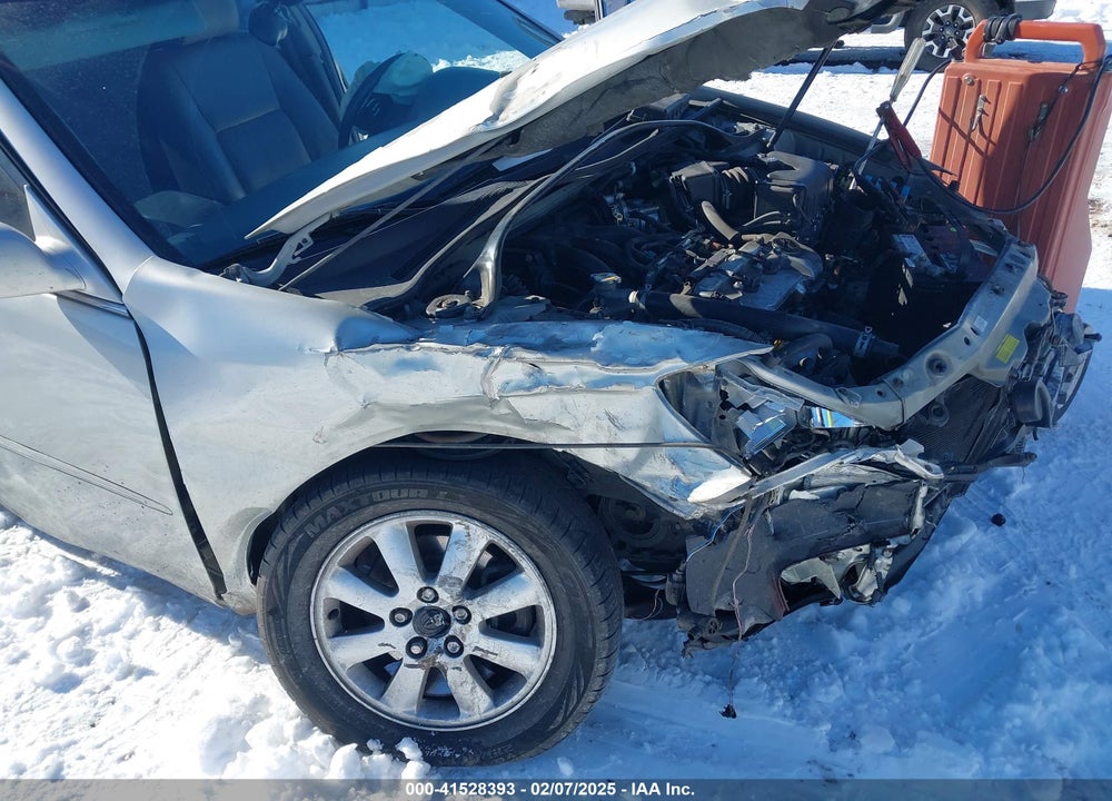 2005 TOYOTA CAMRY XLE V6 VIN: 4T1BF30KX5U590763