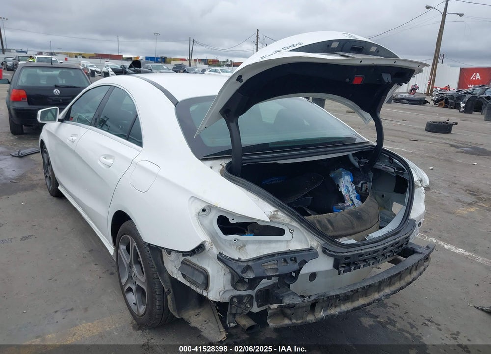 2018 MERCEDES-BENZ CLA 250 VIN: WDDSJ4EB0JN677342