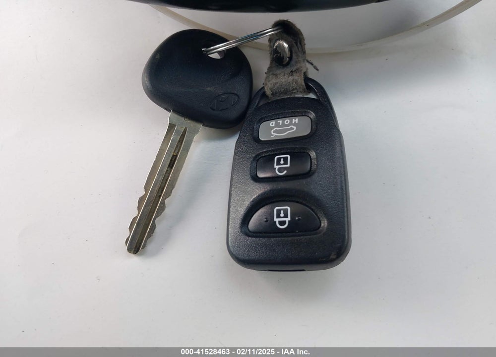2014 HYUNDAI ELANTRA VIN: 5NPDH4AEXEH473815