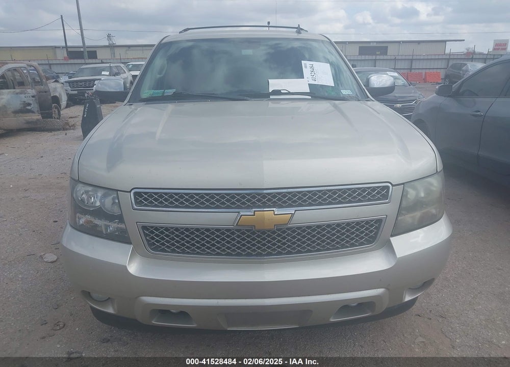 2013 CHEVROLET SUBURBAN 1500 VIN: 1GNSCHE01DR152210