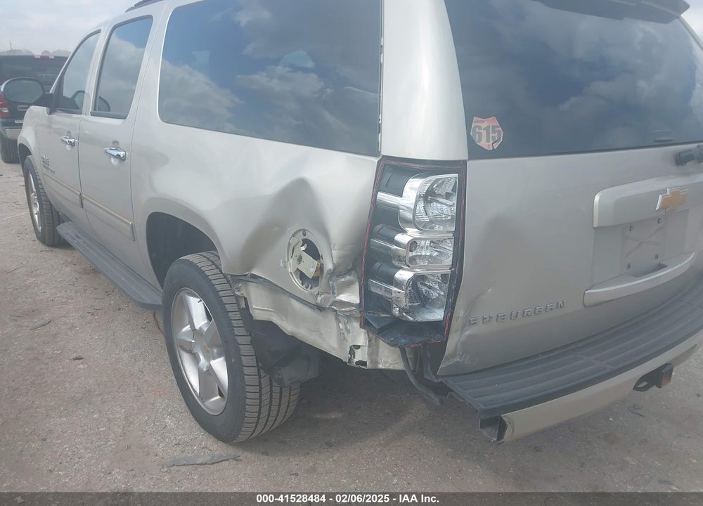 2013 CHEVROLET SUBURBAN 1500 VIN: 1GNSCHE01DR152210