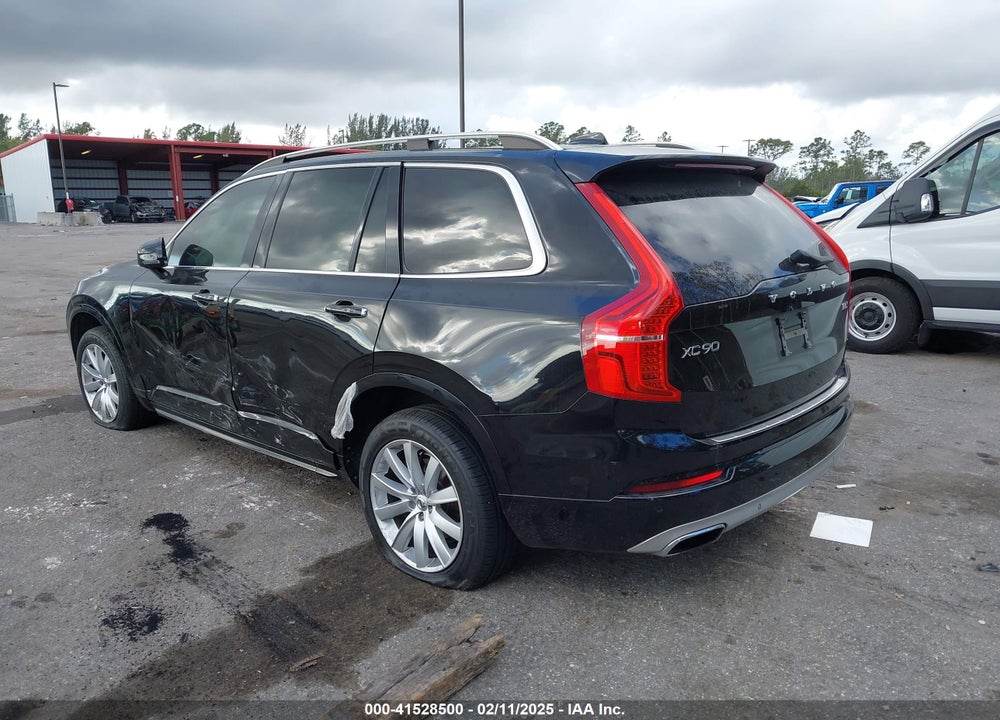 2017 VOLVO XC90 VIN: YV4A22PK7H1110760