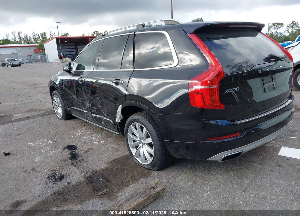 2017 VOLVO XC90 VIN: YV4A22PK7H1110760