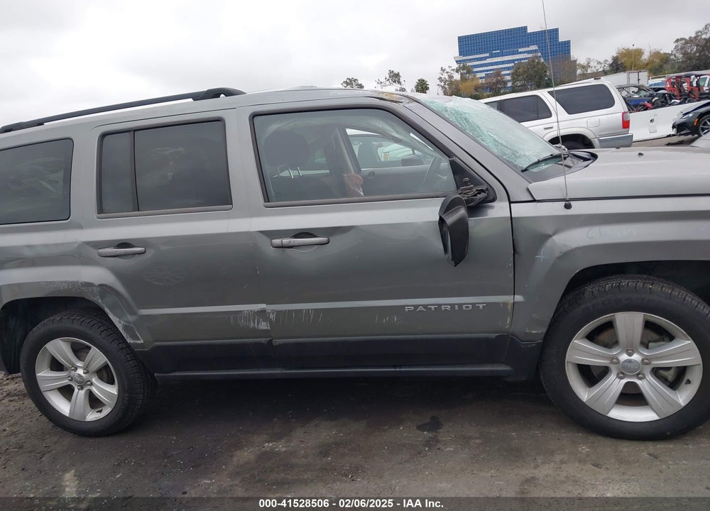 2014 JEEP PATRIOT LATITUDE VIN: 1C4NJPFA9ED507703