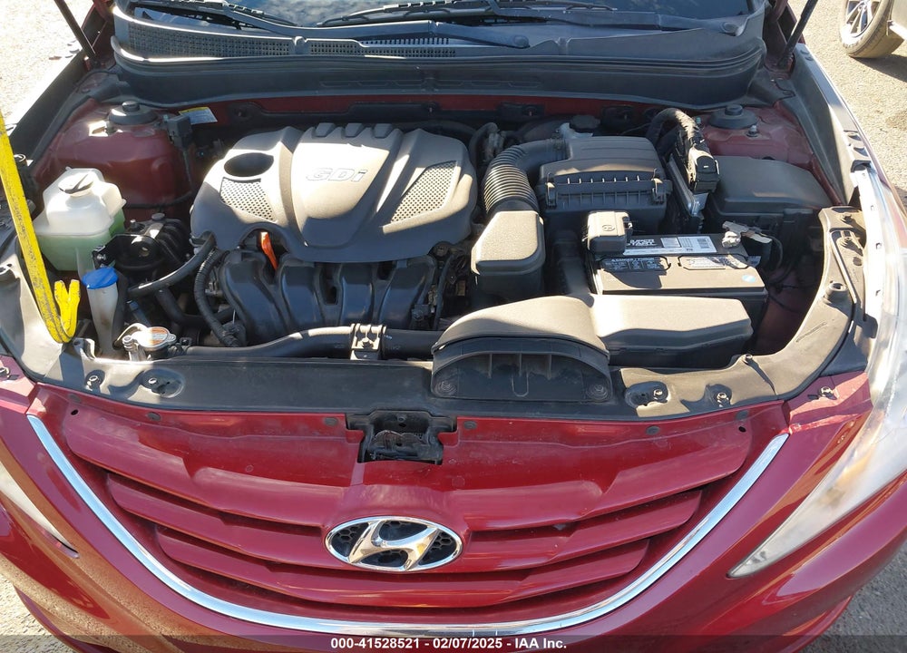 2013 HYUNDAI SONATA GLS VIN: 5NPEB4AC2DH524551