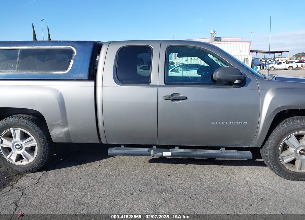 2013 CHEVROLET SILVERADO VIN: 1GCRKSE74DZ177543