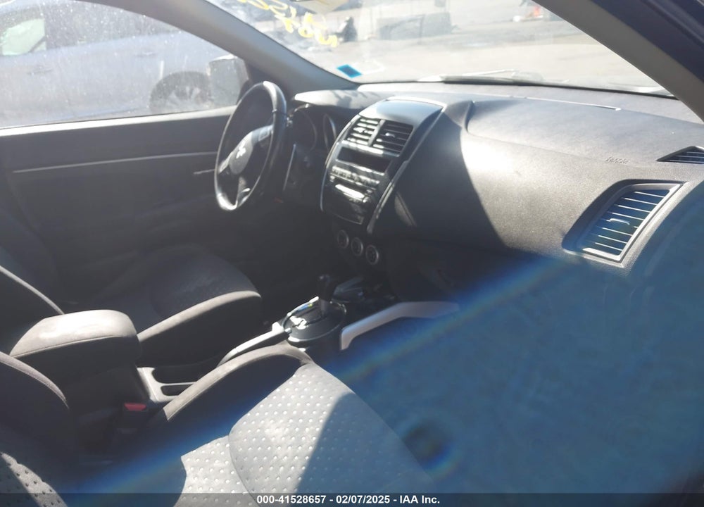 2011 MITSUBISHI OUTLANDER SPORT SE VIN: JA4AR4AU0BZ000205
