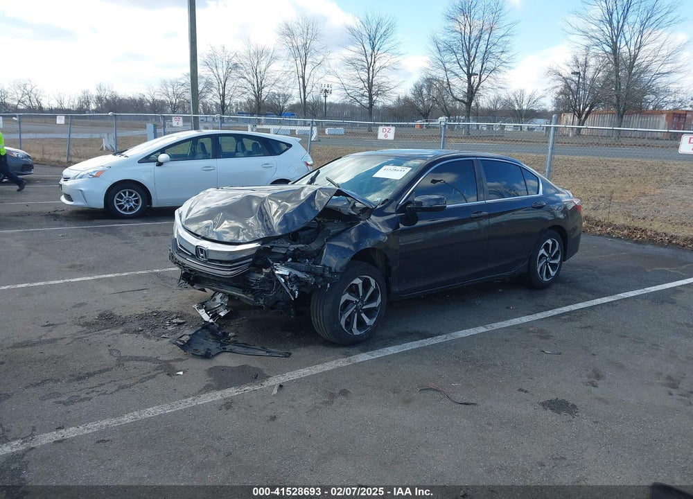 2017 HONDA ACCORD VIN: 1HGCR2F80HA090303