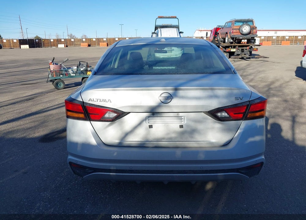 2024 NISSAN ALTIMA SV FWD VIN: 1N4BL4DV8RN326762