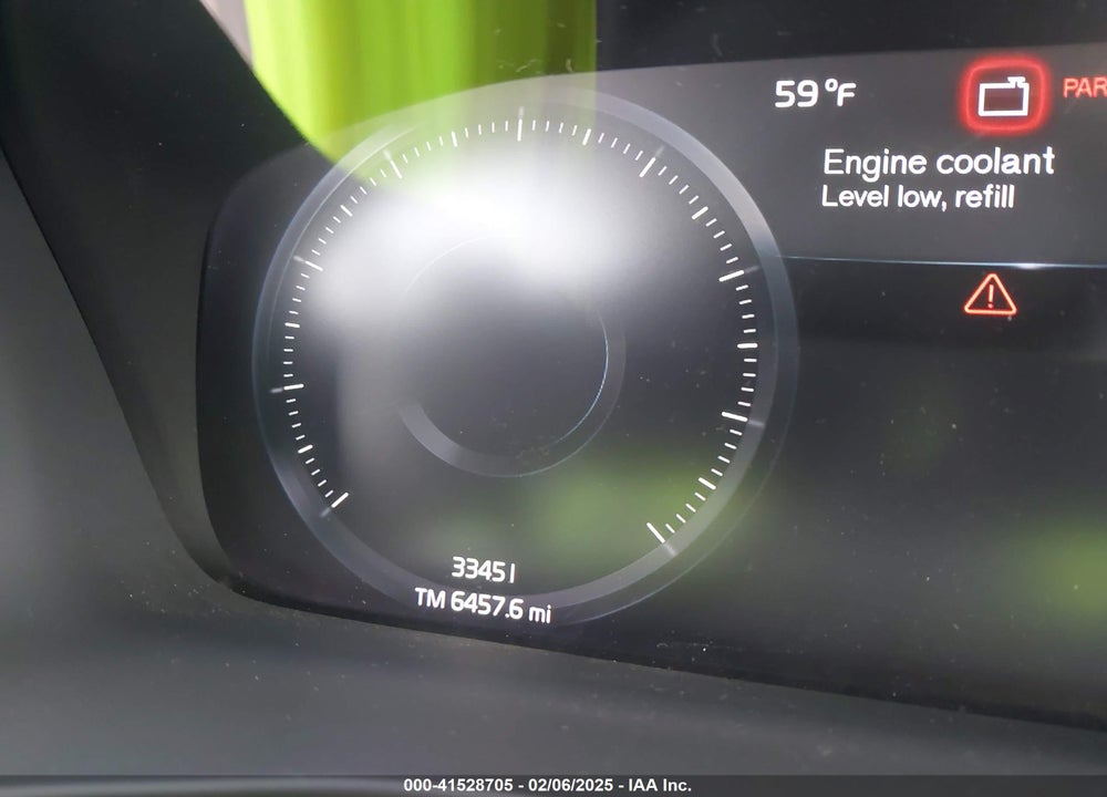 2022 VOLVO XC40 T5 R-DESIGN VIN: YV4162UM3N2644113