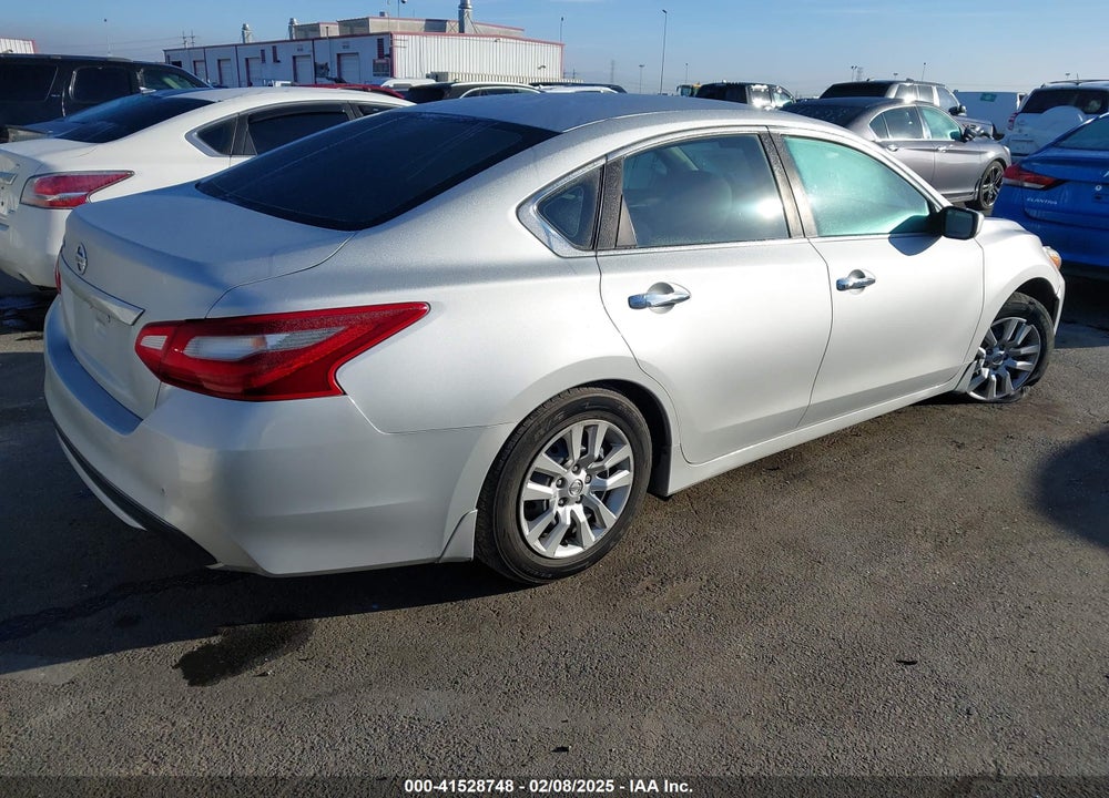 2018 NISSAN ALTIMA VIN: 1N4AL3AP4JC108880