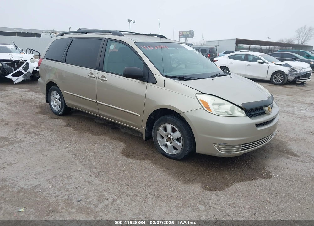 2004 TOYOTA SIENNA VIN: 5TDZA23C24S077784