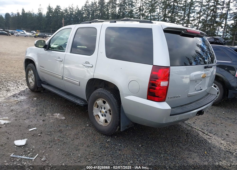 2011 CHEVROLET TAHOE VIN: 1GNSKBE02BR340604