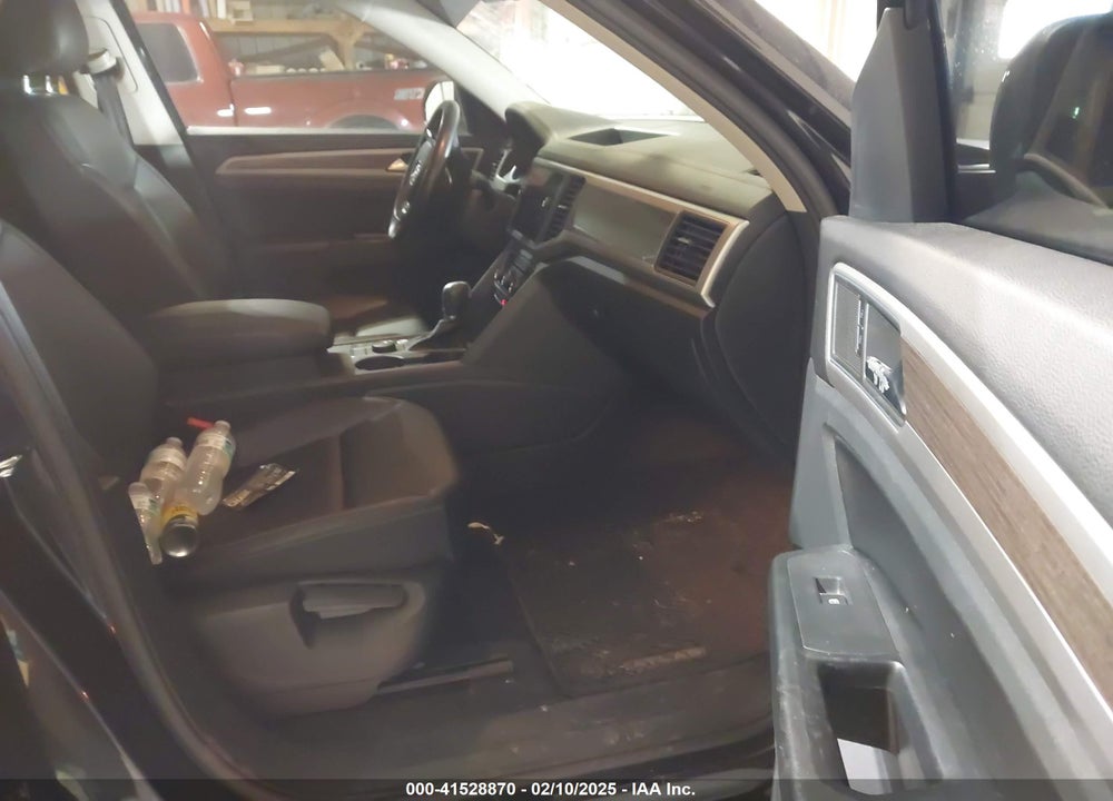 2019 VOLKSWAGEN ATLAS VIN: 1V2UR2CA6KC624022
