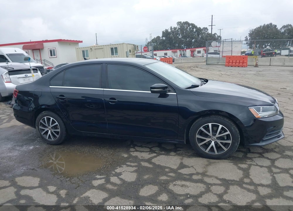 2017 VOLKSWAGEN JETTA 1.4T SE VIN: 3VWDB7AJXHM274999
