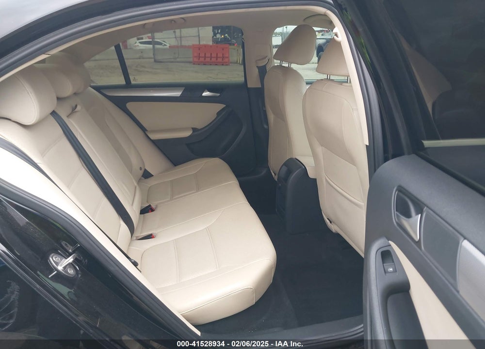 2017 VOLKSWAGEN JETTA 1.4T SE VIN: 3VWDB7AJXHM274999
