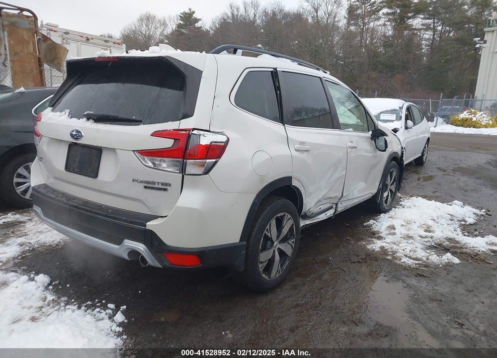 2021 SUBARU FORESTER TOURING VIN: JF2SKAXC4MH423438