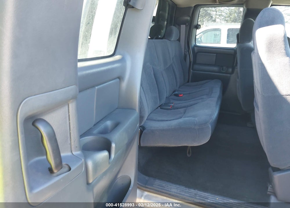 2002 CHEVROLET SILVERADO 1500 LS VIN: 1GCEK19V92E228430
