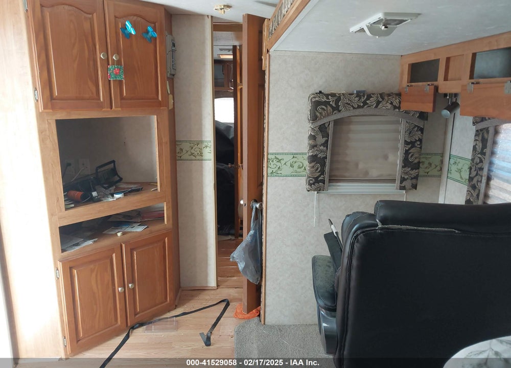 2006 ROCKWOOD OTHER VIN: 4X4TRLG246D810450