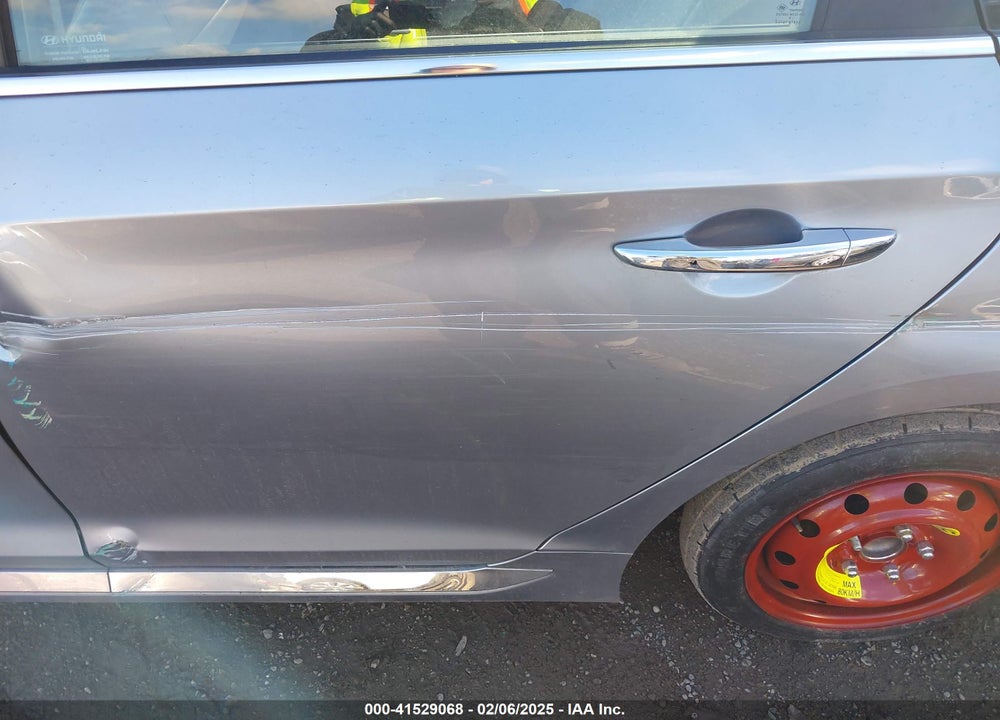 2015 HYUNDAI SONATA VIN: 5NPE34AFXFH195561