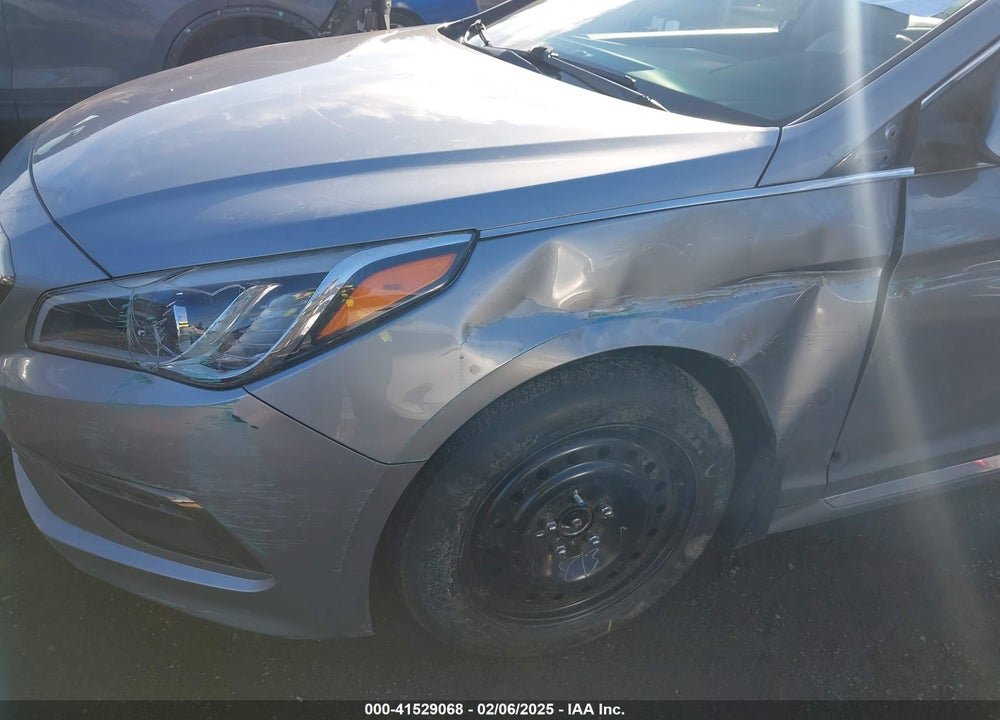 2015 HYUNDAI SONATA VIN: 5NPE34AFXFH195561