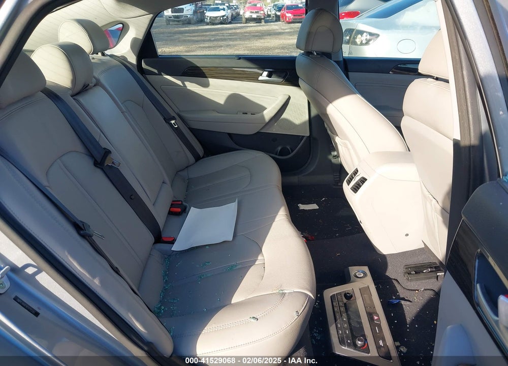 2015 HYUNDAI SONATA VIN: 5NPE34AFXFH195561