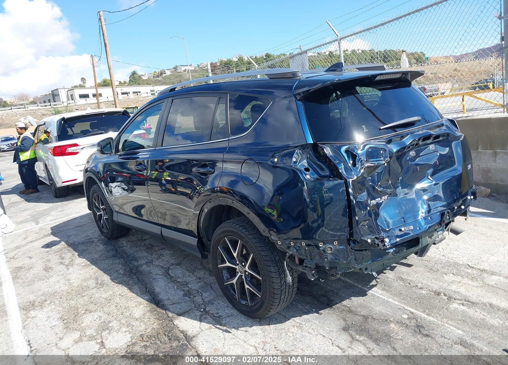 2018 TOYOTA RAV4 SE VIN: JTMNFREV7JJ738158