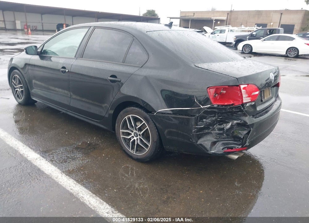 2014 VOLKSWAGEN JETTA VIN: 3VWD17AJ6EM381630