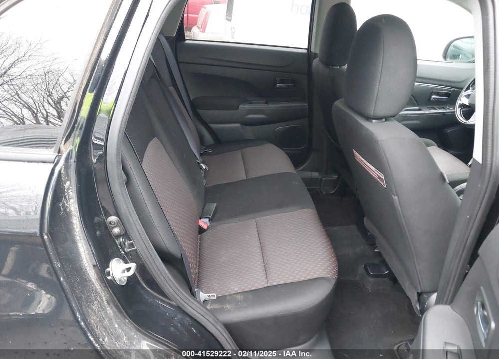 2017 MITSUBISHI OUTLANDER SPORT VIN: JA4AR3AW5HZ017733