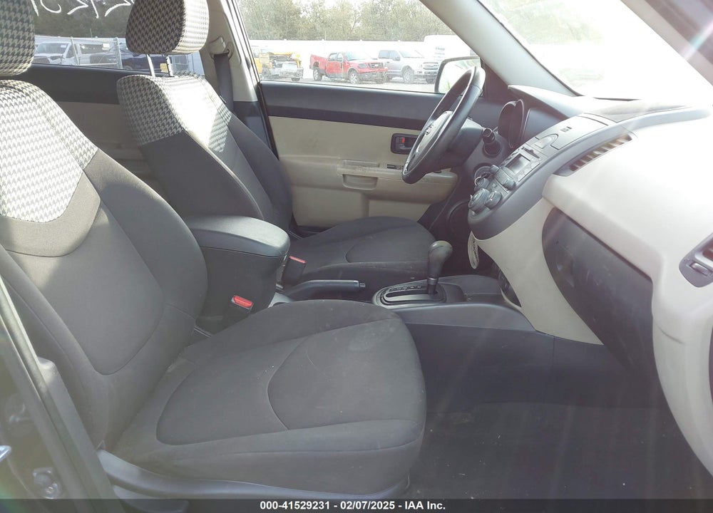 2010 KIA SOUL VIN: KNDJT2A24A7095257