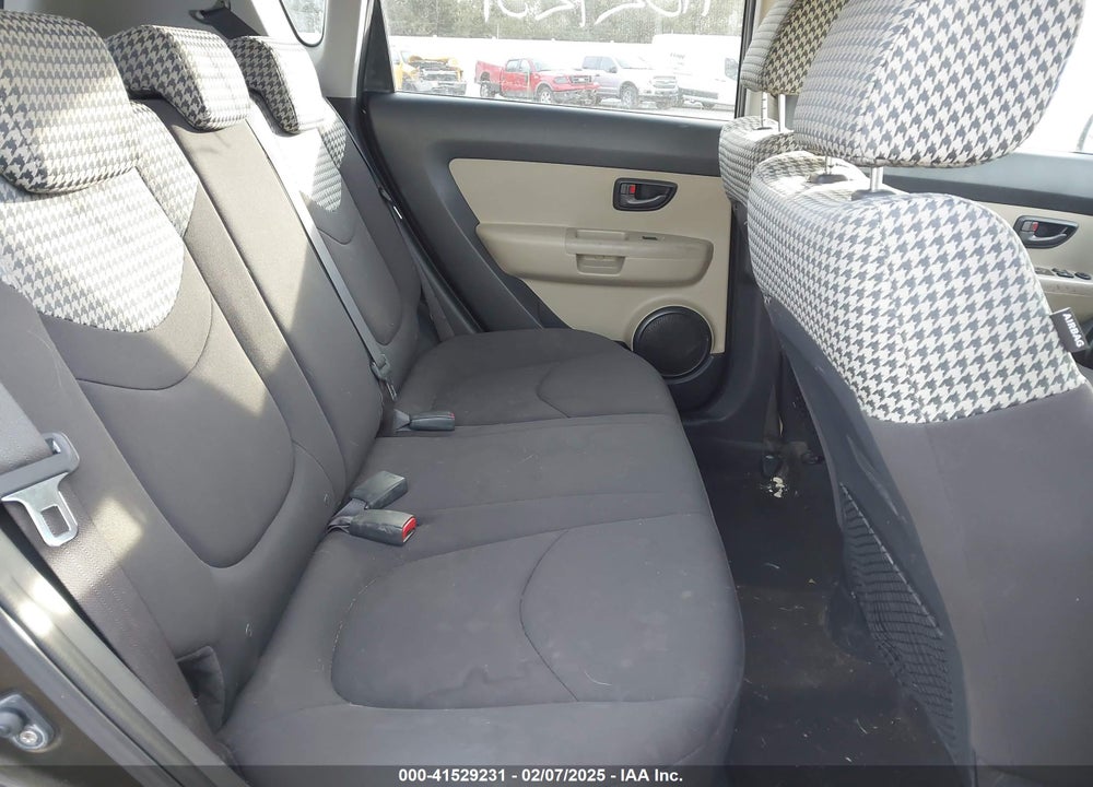 2010 KIA SOUL VIN: KNDJT2A24A7095257