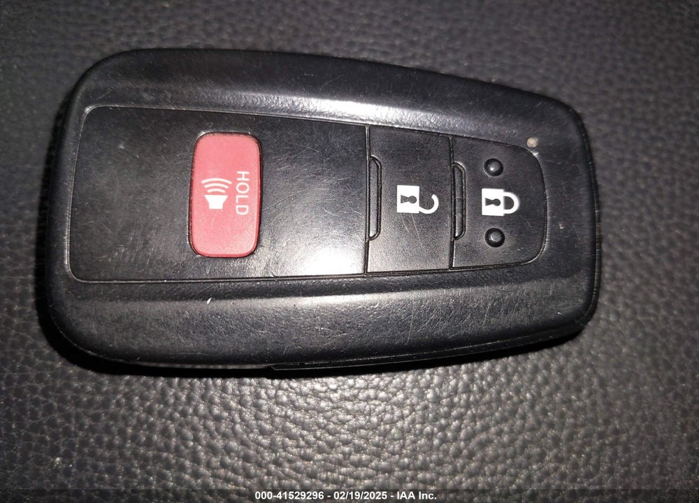 2023 TOYOTA RAV4 XLE VIN: 2T3P1RFV3PW367029
