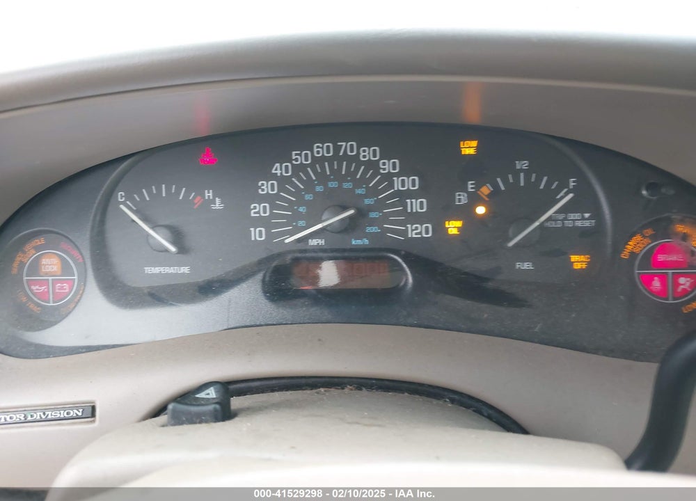 2000 BUICK CENTURY LIMITED VIN: 2G4WY55J2Y1222424