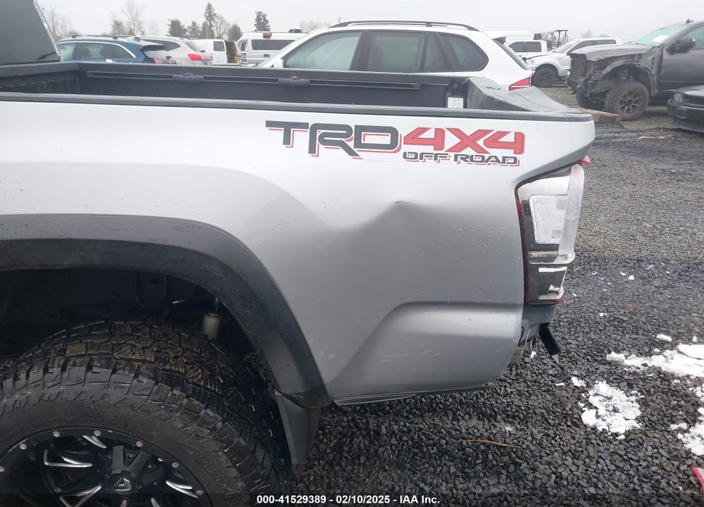 2017 TOYOTA TACOMA VIN: 3TMDZ5BNXHM033867